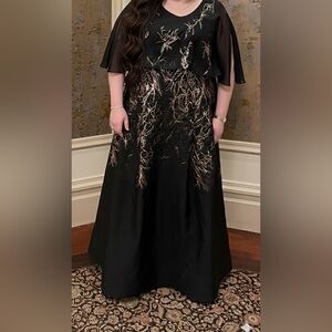 Elegant Black and Gold Evening Gown